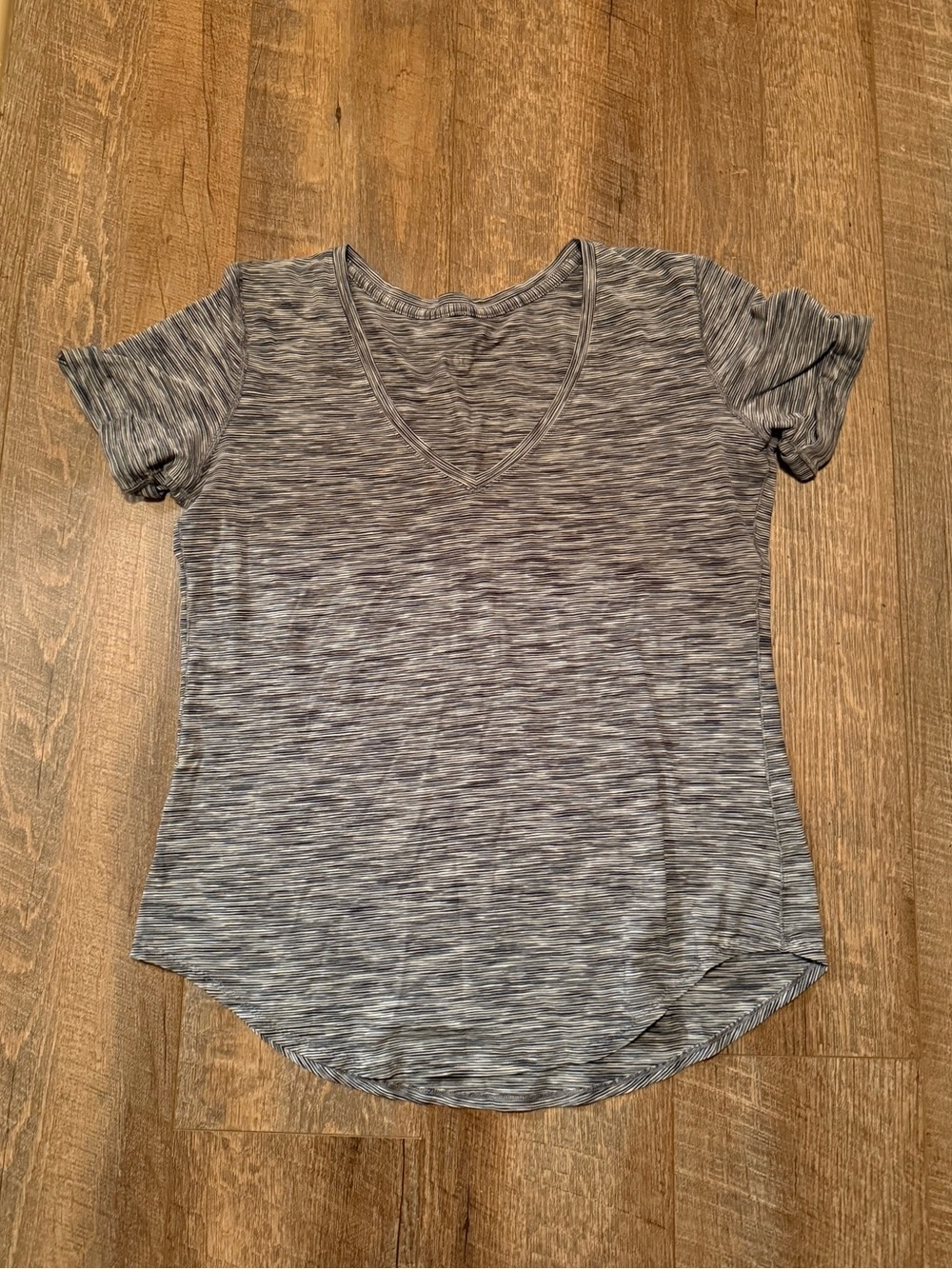 Lululemon Activewear V neck Shirt